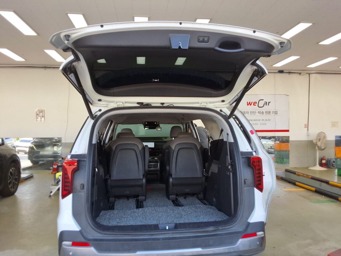 KIA THE NEW CARNIVAL (KA4) 9-SEATER DIESEL SIGNATURE 2024 - zdjęcie 15
