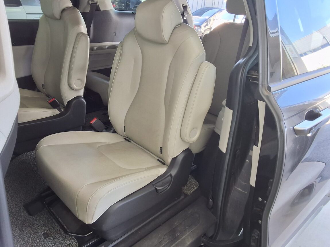 KIA NEW CARNIVAL (KA4) 9-SEATER DIESEL NOBLESSE 2021 - zdjęcie 12