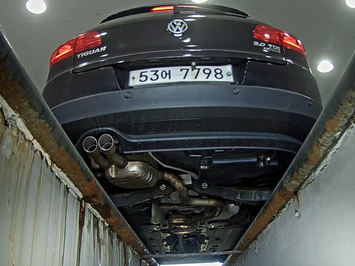 VOLKSWAGEN TIGUAN 2.0 TDI BLUEMOTION 2016 - zdjęcie 8