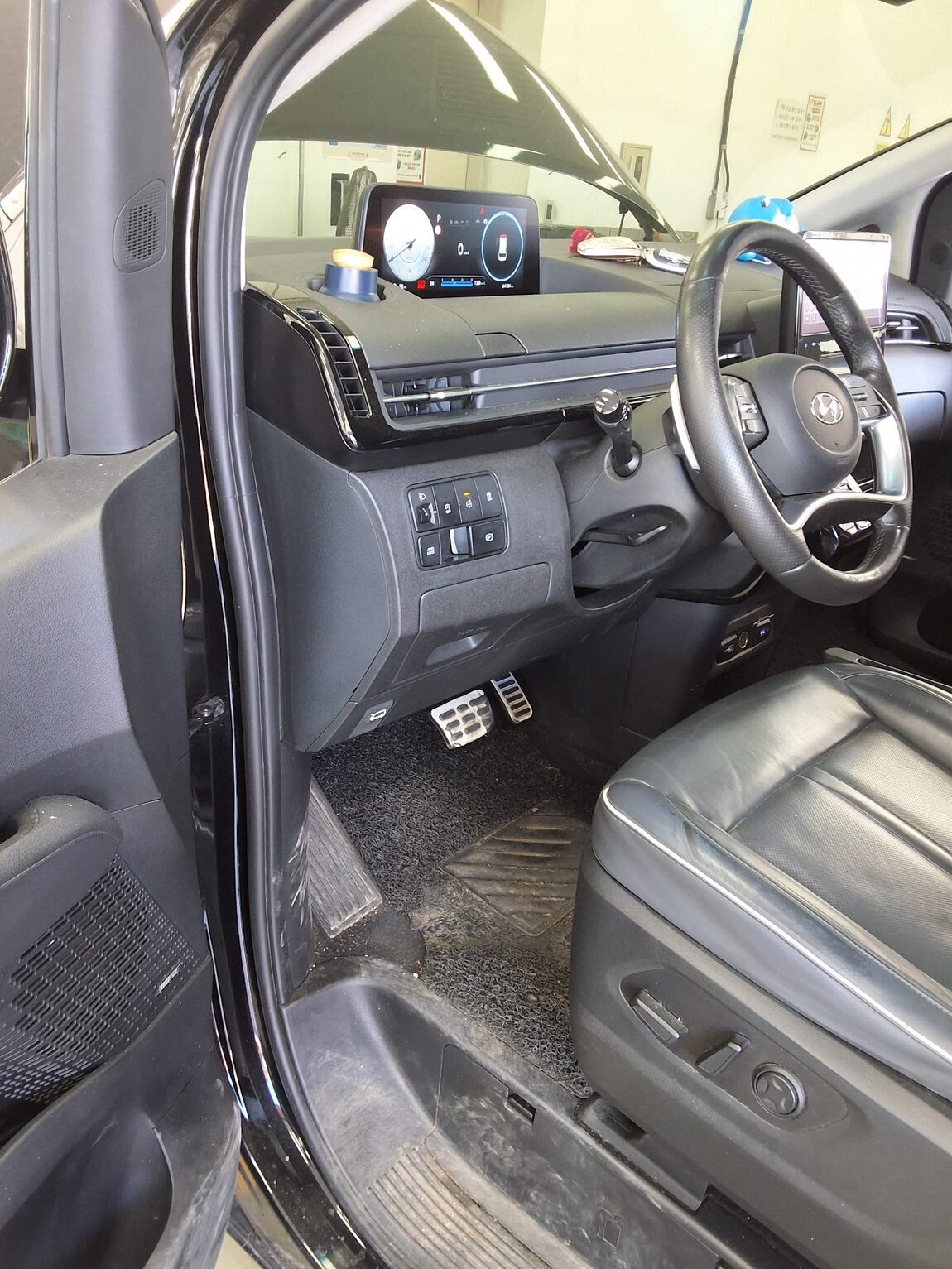 HYUNDAI STARIA 2.2 DIESEL LOUNGE 9-SEATER 4WD INSPIRATION 2022 - zdjęcie 10