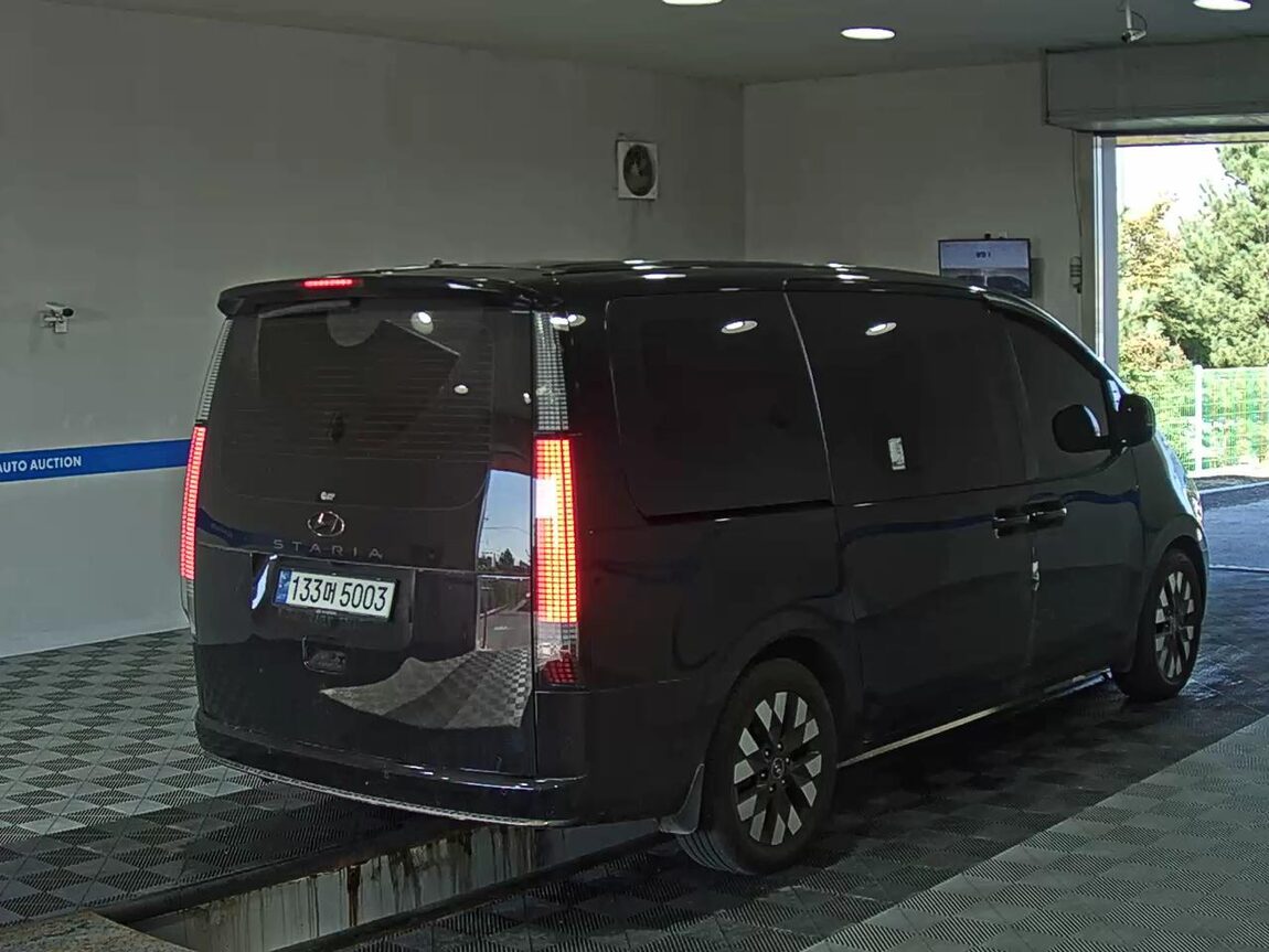HYUNDAI STARIA 2.2 DIESEL LOUNGE 9-SEATER 4WD INSPIRATION 2022 - zdjęcie 5