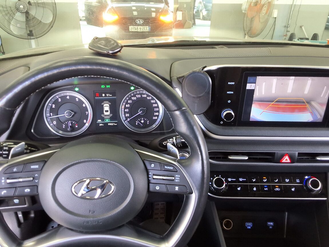 HYUNDAI SONATA (DN8) 1.6 TURBO MODERN 2022 - zdjęcie 17