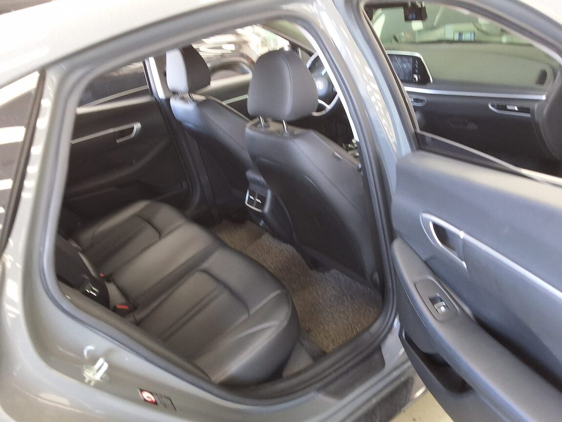 HYUNDAI SONATA (DN8) 1.6 TURBO MODERN 2022 - zdjęcie 13