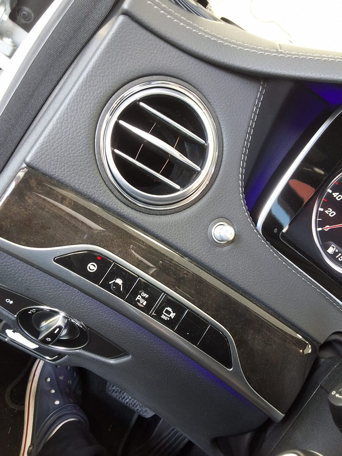 MERCEDES-BENZ S-CLASS (6TH GEN) S500L 2015 - zdjęcie 26