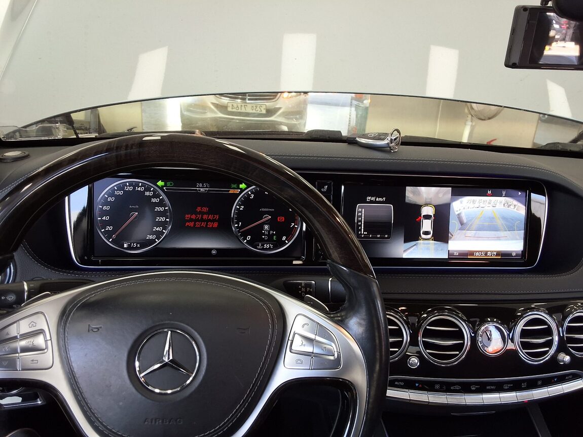 MERCEDES-BENZ S-CLASS (6TH GEN) S500L 2015 - zdjęcie 17