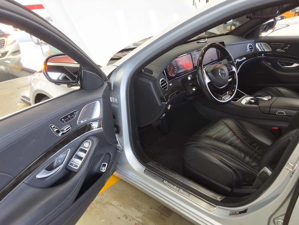 MERCEDES-BENZ S-CLASS (6TH GEN) S500L 2015 - zdjęcie 10
