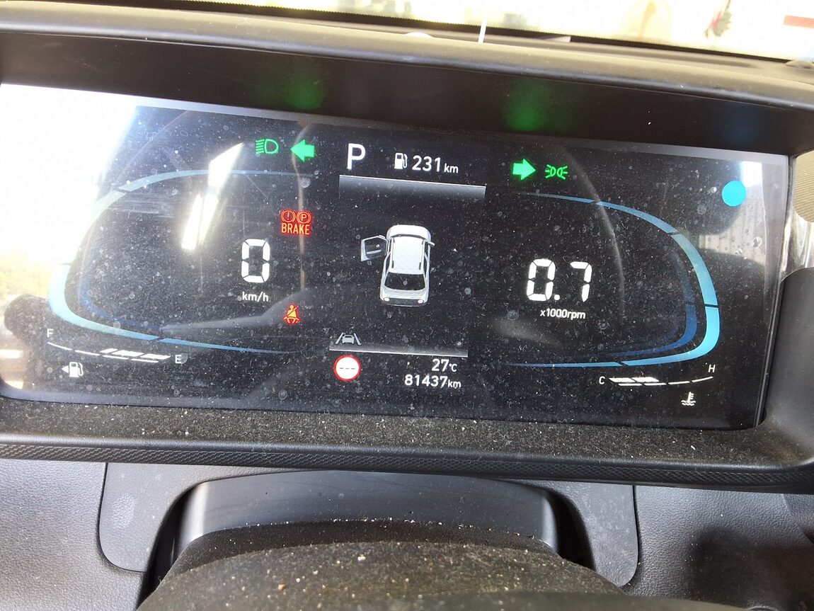 HYUNDAI CASPER GASOLINE 1.0 SMART 2023 - zdjęcie 9