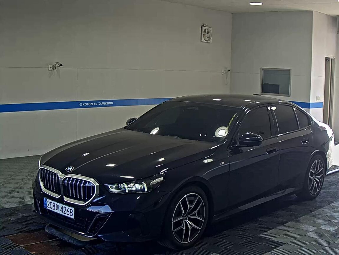 BMW 5 SERIES (8TH GEN) 523d M SPORT PACK 2025 - zdjęcie 2