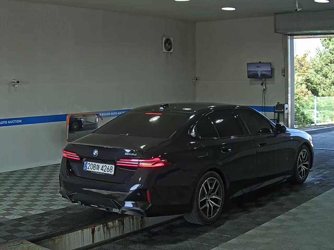 BMW 5 SERIES (8TH GEN) 523d M SPORT PACK 2025 - zdjęcie 5