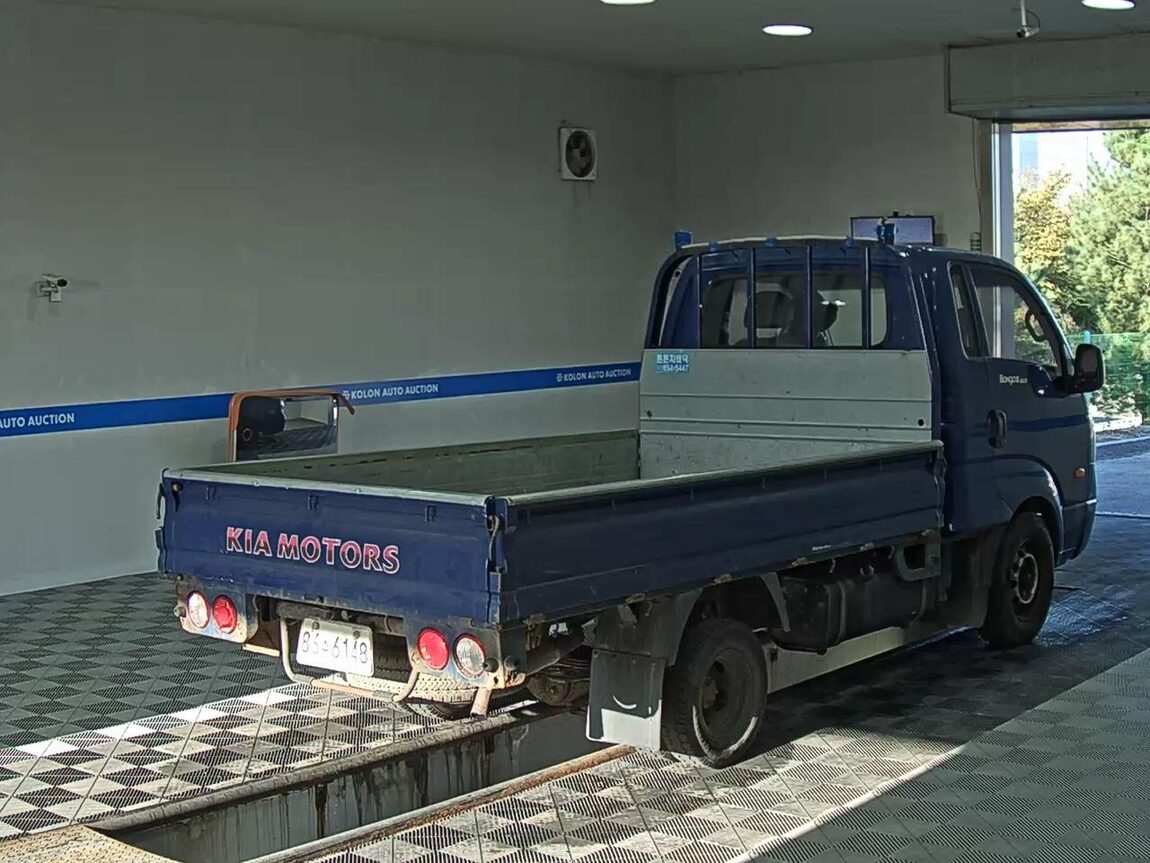 KIA BONGO III CARGO CRDi KING CAB EXTRA LONG WHEELBASE 2010 - zdjęcie 5