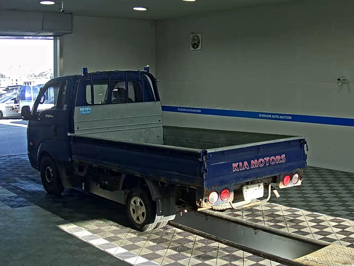 KIA BONGO III CARGO CRDi KING CAB EXTRA LONG WHEELBASE 2010 - zdjęcie 6