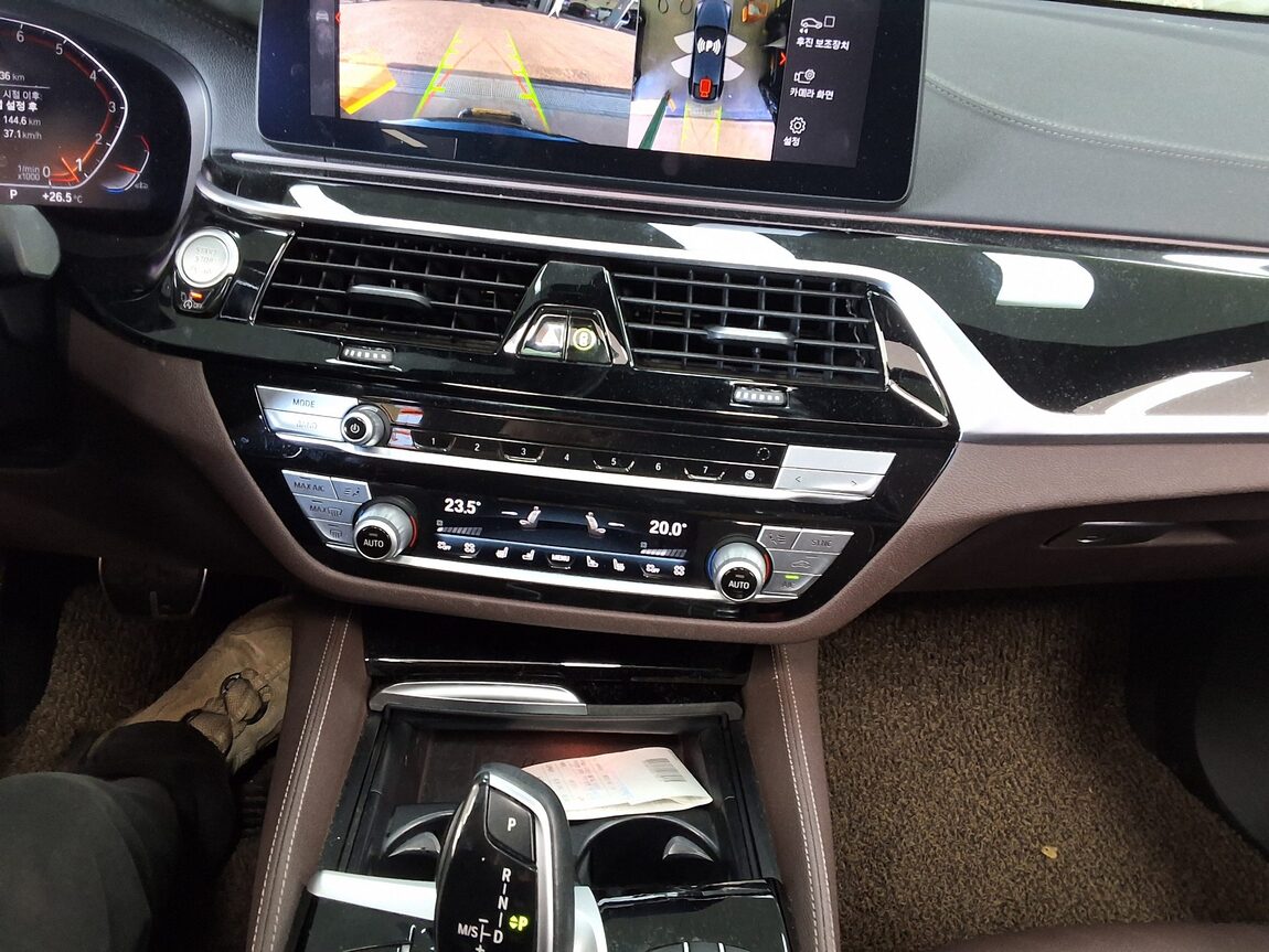 BMW GRAN TURISMO (GT) 6 SERIES 630i xDRIVE M SPORT PACK 2022 - zdjęcie 24