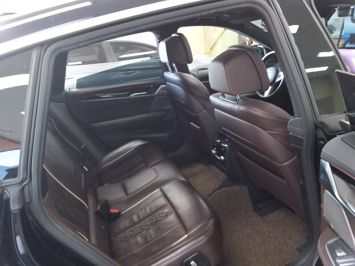 BMW GRAN TURISMO (GT) 6 SERIES 630i xDRIVE M SPORT PACK 2022 - zdjęcie 14