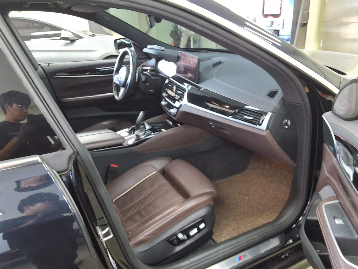 BMW GRAN TURISMO (GT) 6 SERIES 630i xDRIVE M SPORT PACK 2022 - zdjęcie 15