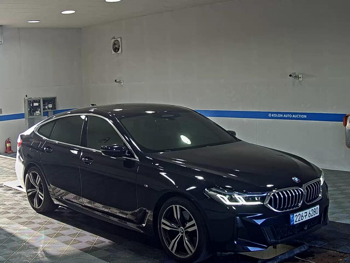 BMW GRAN TURISMO (GT) 6 SERIES 630i xDRIVE M SPORT PACK 2022 - zdjęcie 3