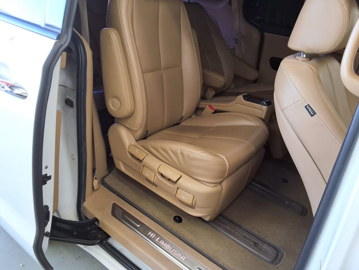 KIA THE NEW CARNIVAL HI-LIMOUSINE 7-SEATER DIESEL PRESIDENT 2019 - zdjęcie 13