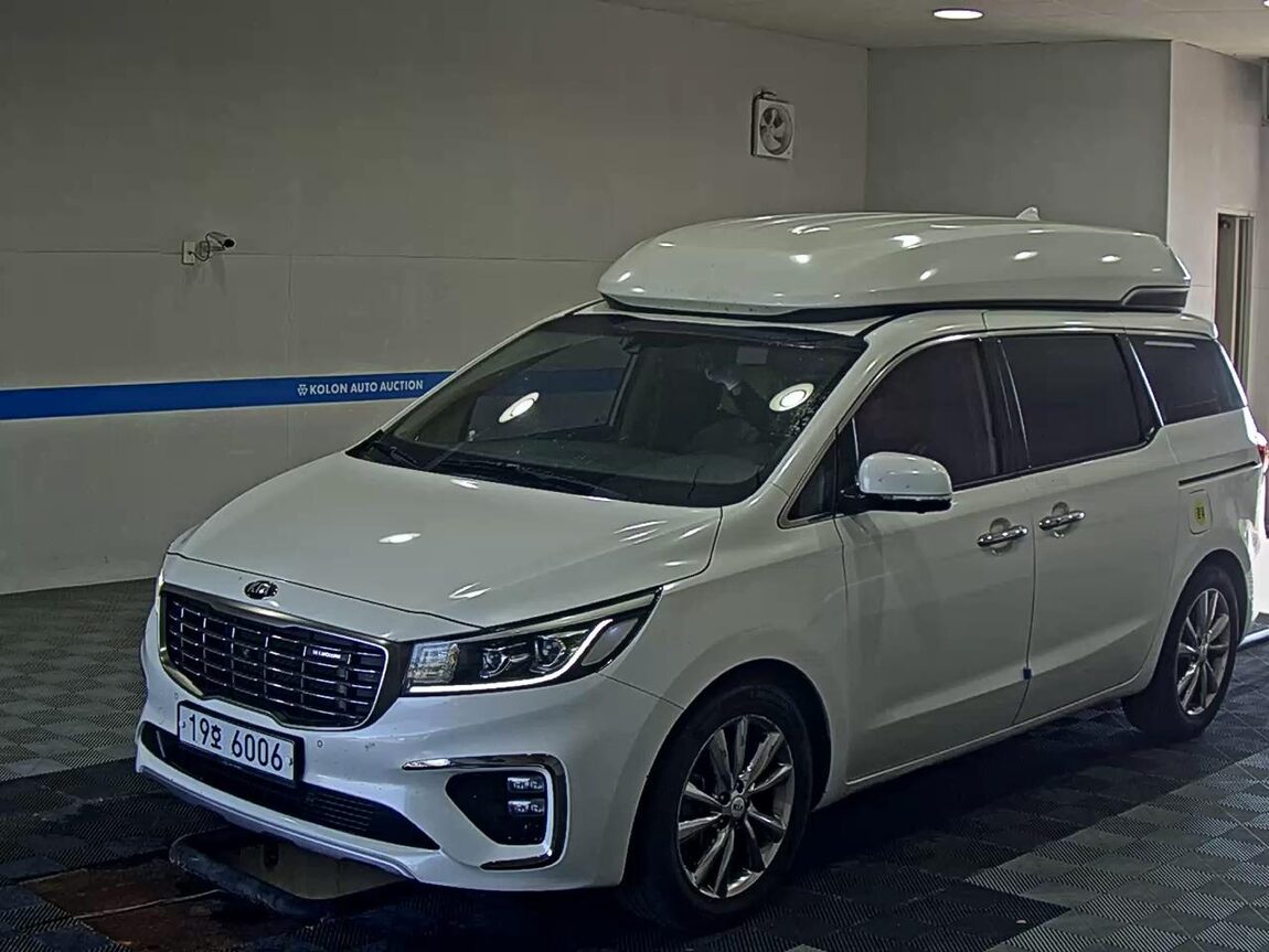 KIA THE NEW CARNIVAL HI-LIMOUSINE 7-SEATER DIESEL PRESIDENT 2019 - zdjęcie 2
