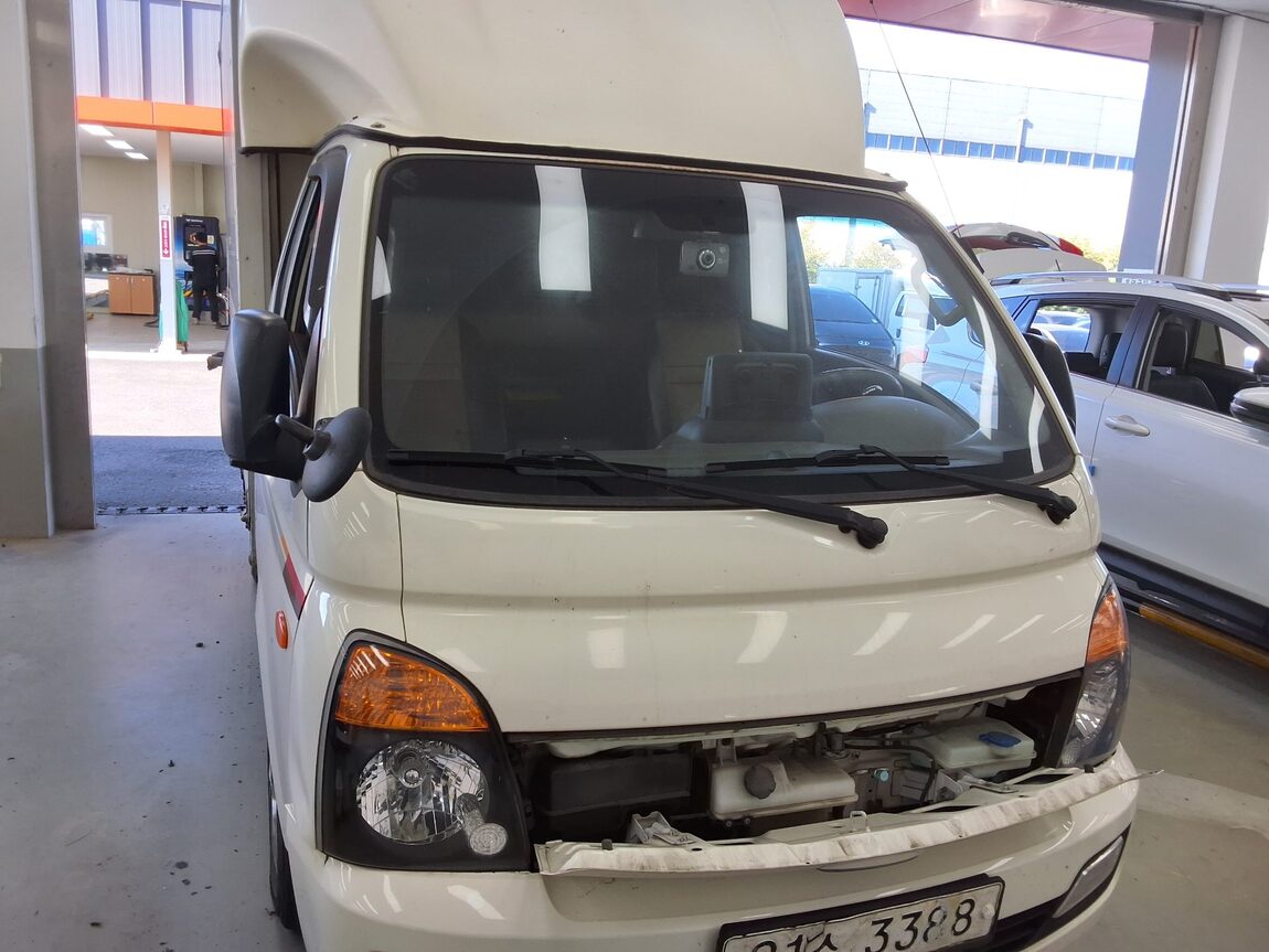 HYUNDAI PORTER II WING BODY ELECTRIC 2018 - zdjęcie 17