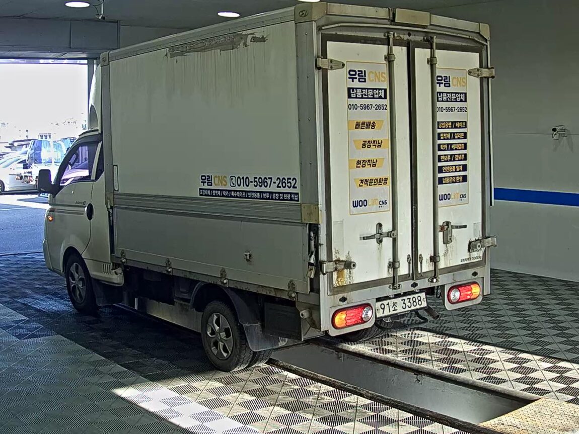 HYUNDAI PORTER II WING BODY ELECTRIC 2018 - zdjęcie 6