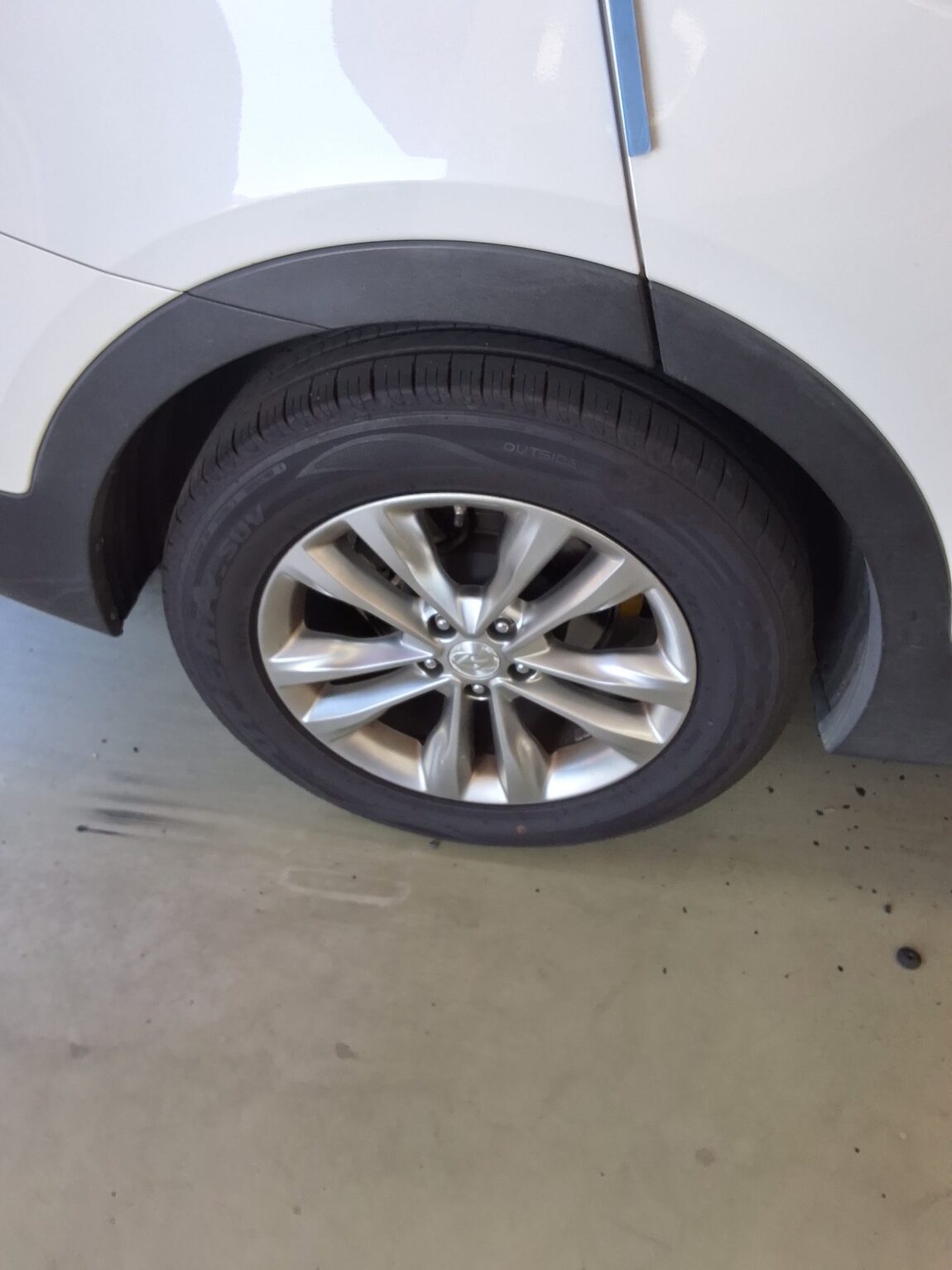 HYUNDAI SANTA FE THE PRIME DIESEL R2.0 2WD PREMIUM 2016 - zdjęcie 23