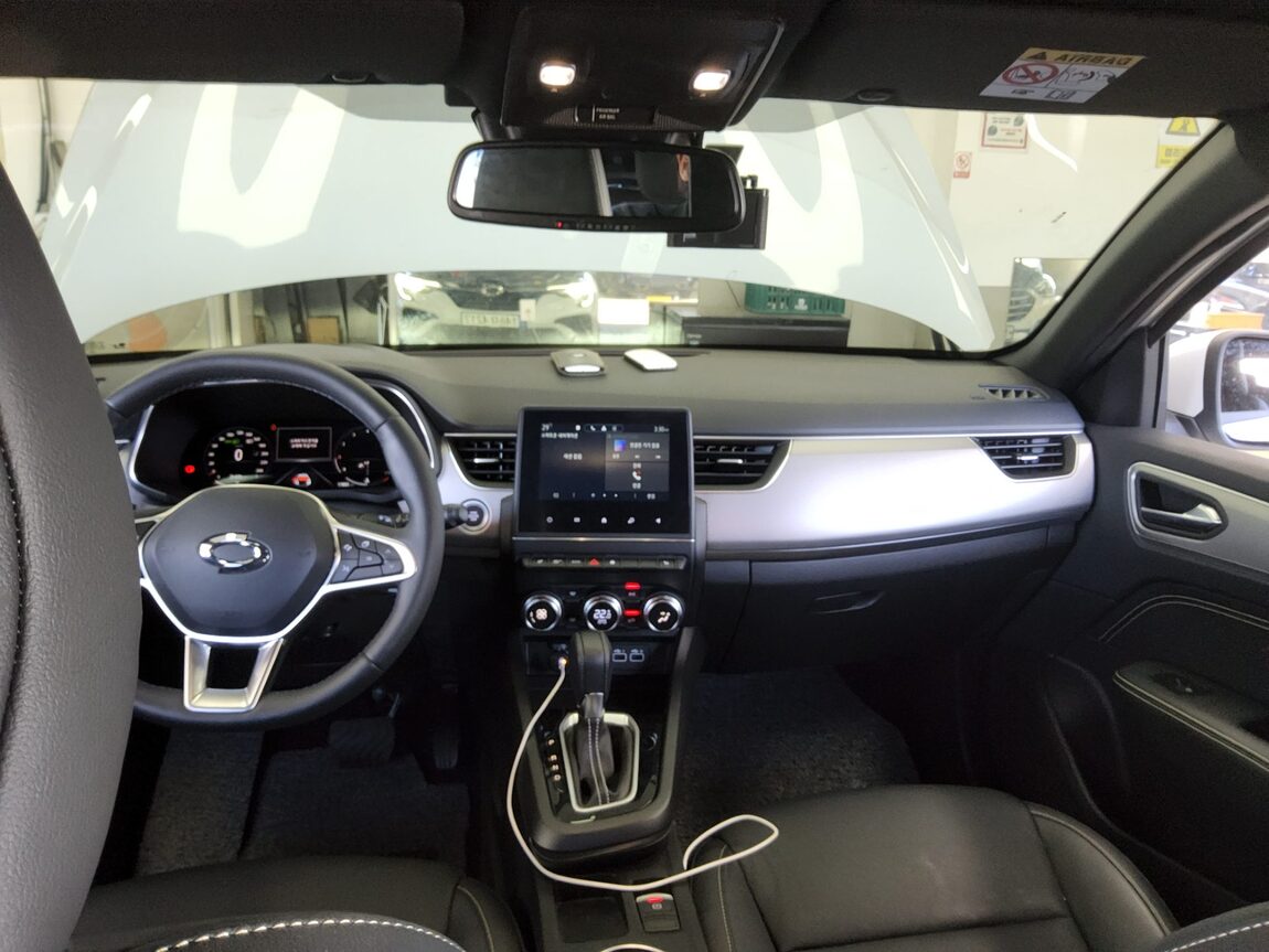 RENAULT (SAMSUNG) XM3 1.6 GTe RE 2024 - zdjęcie 11