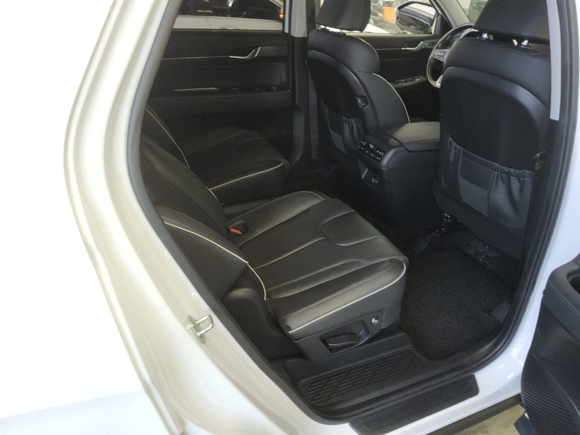 HYUNDAI PALISADE 3.8 GASOLINE PRESTIGE 2022 - zdjęcie 13