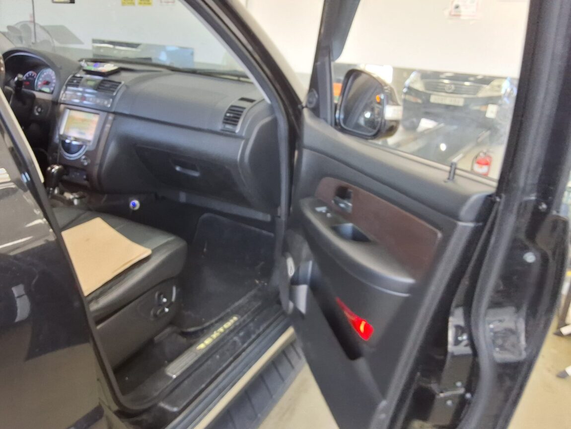 KG MOBILITY (SSANGYONG) REXTON W 2.0 4WD NOBLESSE 2015 - zdjęcie 14