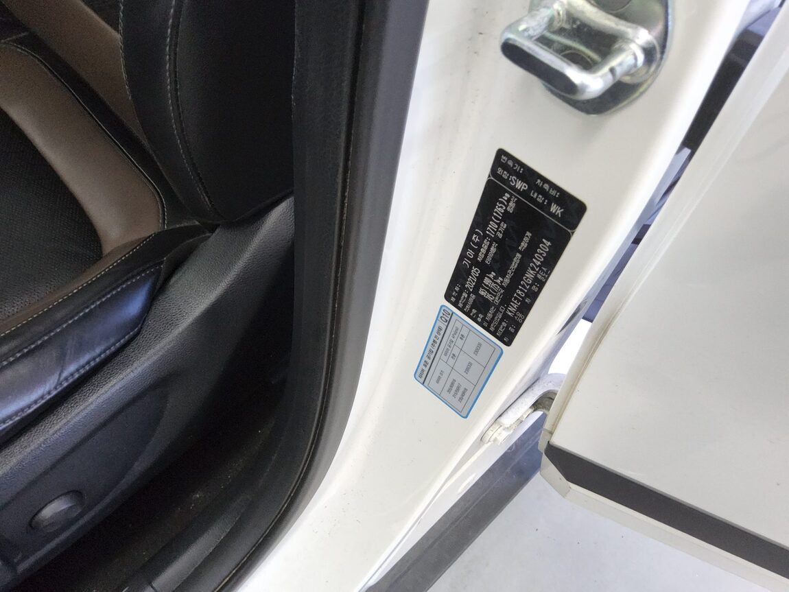 KIA SELTOS 1.6 GASOLINE 2WD SIGNATURE 2022 - zdjęcie 16