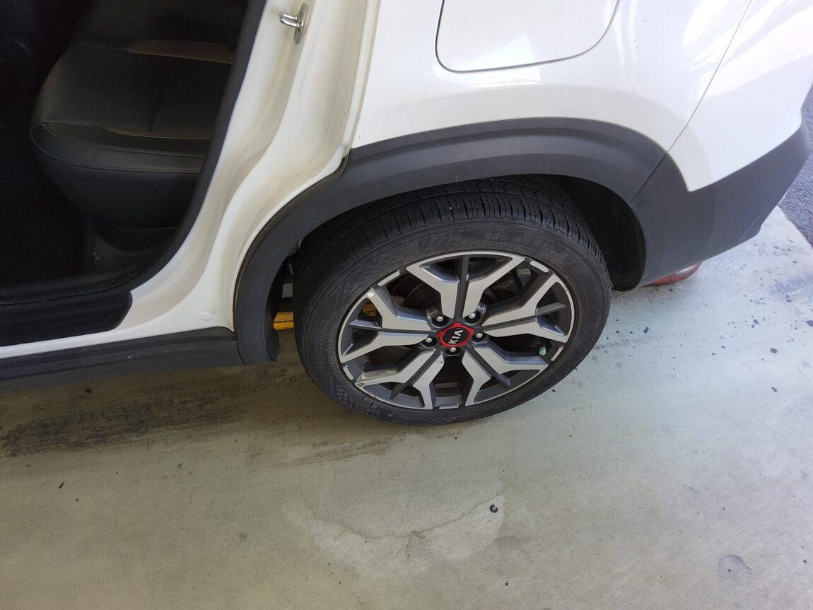 KIA SELTOS 1.6 GASOLINE 2WD SIGNATURE 2022 - zdjęcie 21