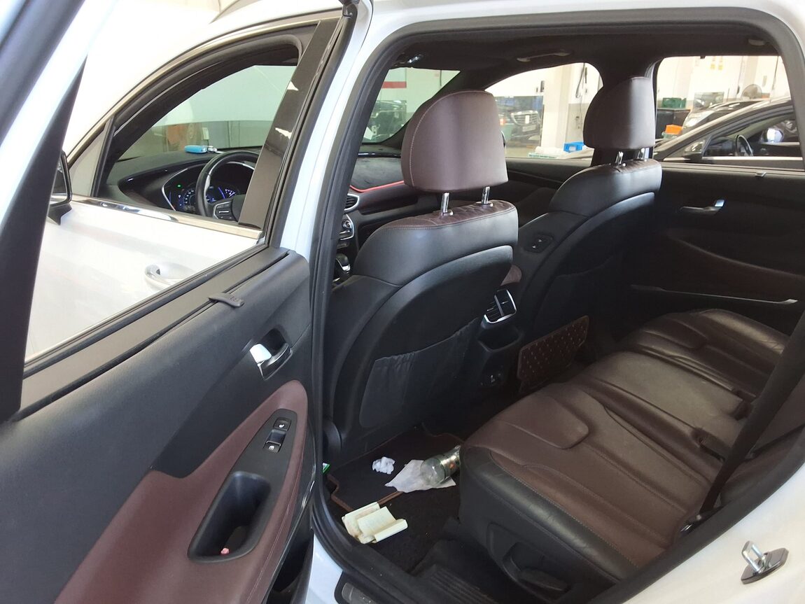 HYUNDAI SANTA FE (TM) R2.2 2WD INSPIRATION 2019 - zdjęcie 12
