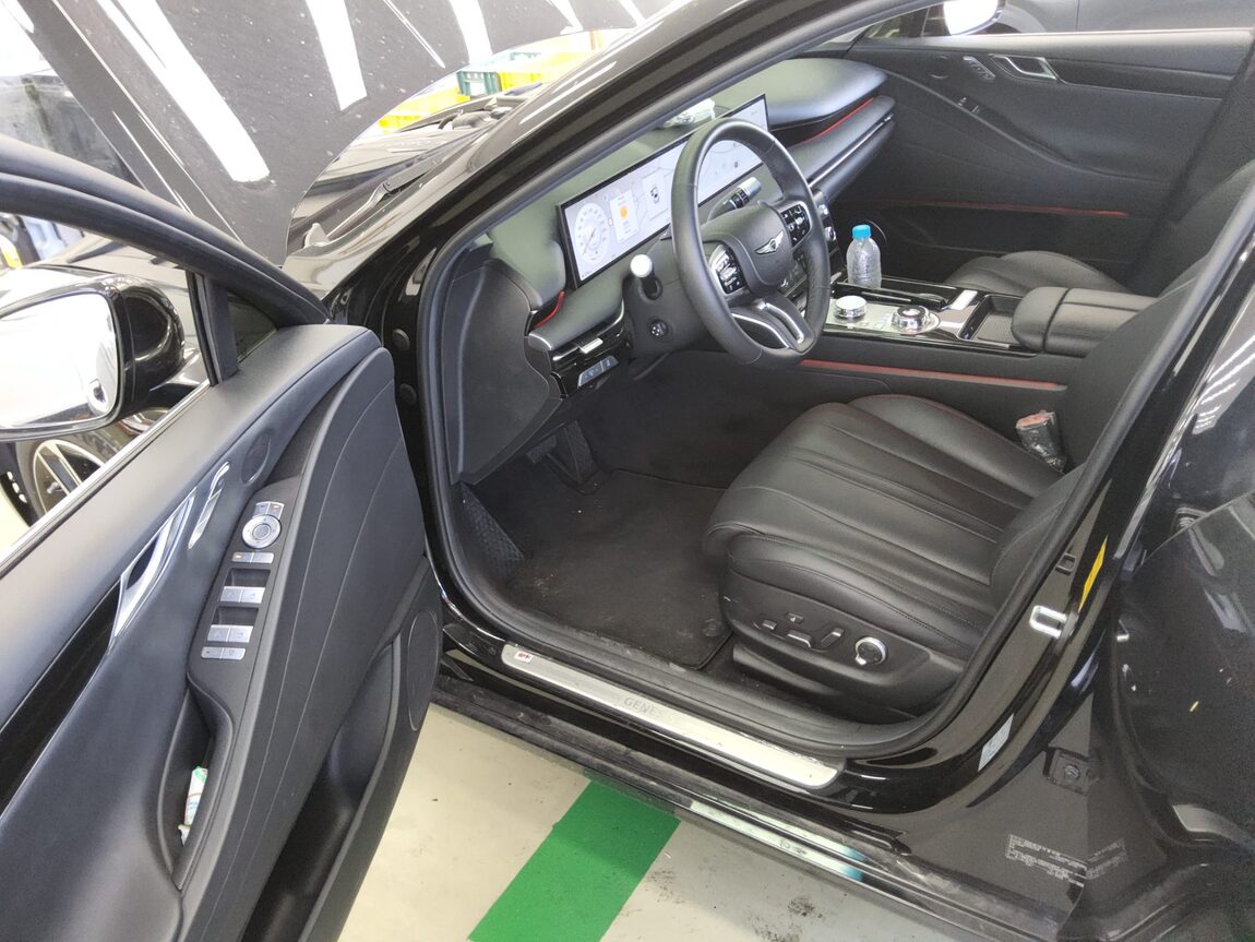 GENESIS NEW G80 GASOLINE 3.5 AWD BASE MODEL 2026 - zdjęcie 10