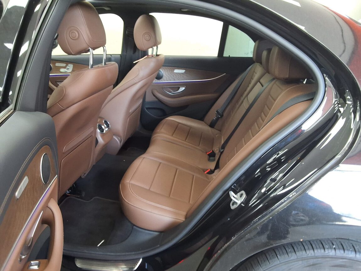 MERCEDES-BENZ E-CLASS (5TH GEN) E220d 4MATIC EXCLUSIVE 2021 - zdjęcie 13