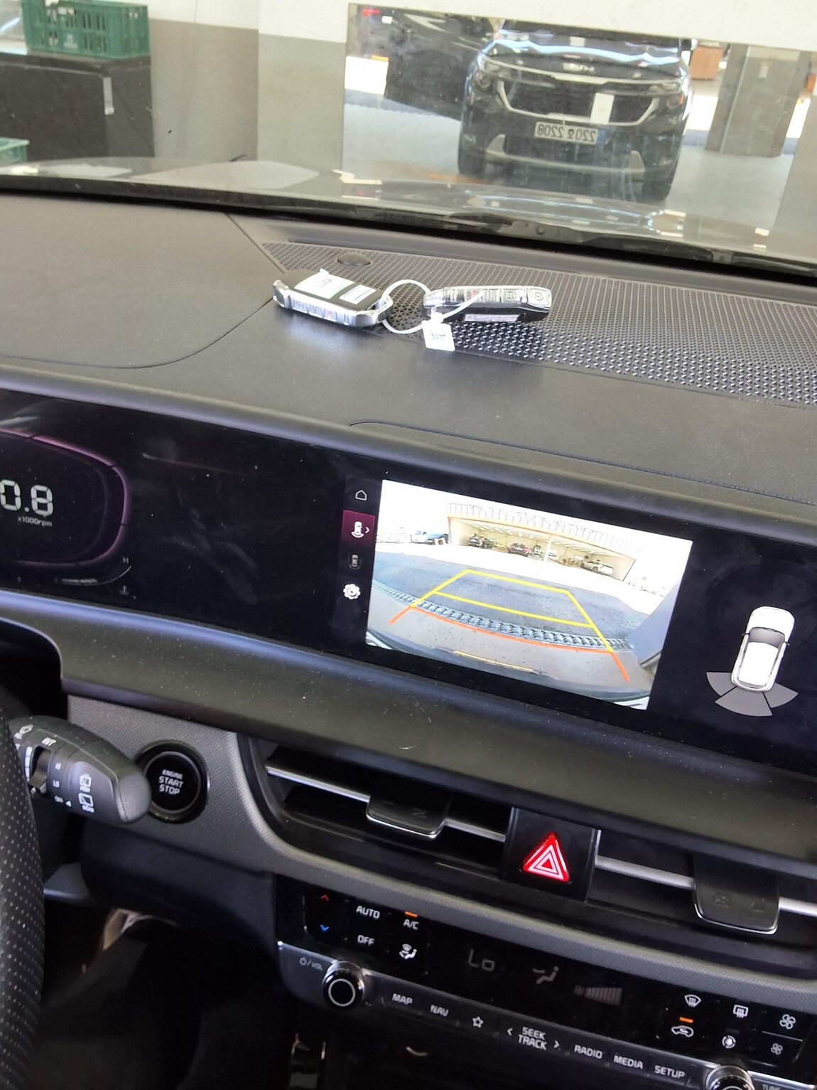 KIA THE NEW SELTOS 1.6 GASOLINE TURBO 2WD TRENDY 2023 - zdjęcie 17