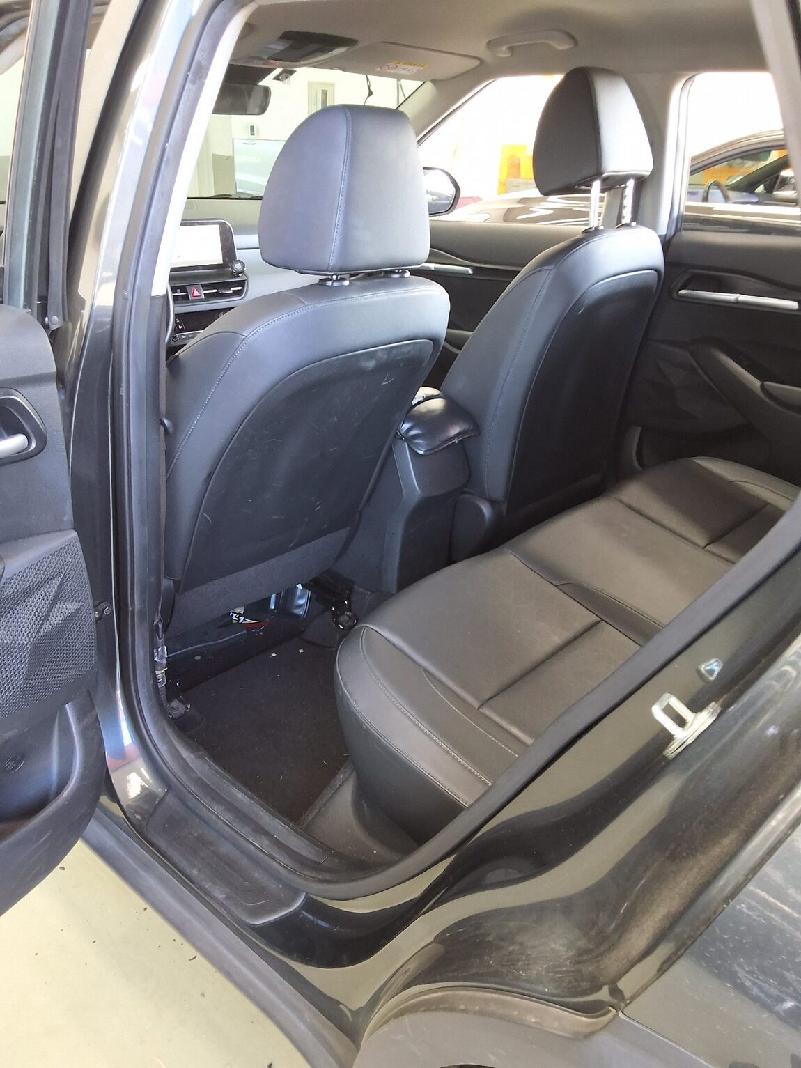 KIA THE NEW SELTOS 1.6 GASOLINE TURBO 2WD TRENDY 2023 - zdjęcie 12