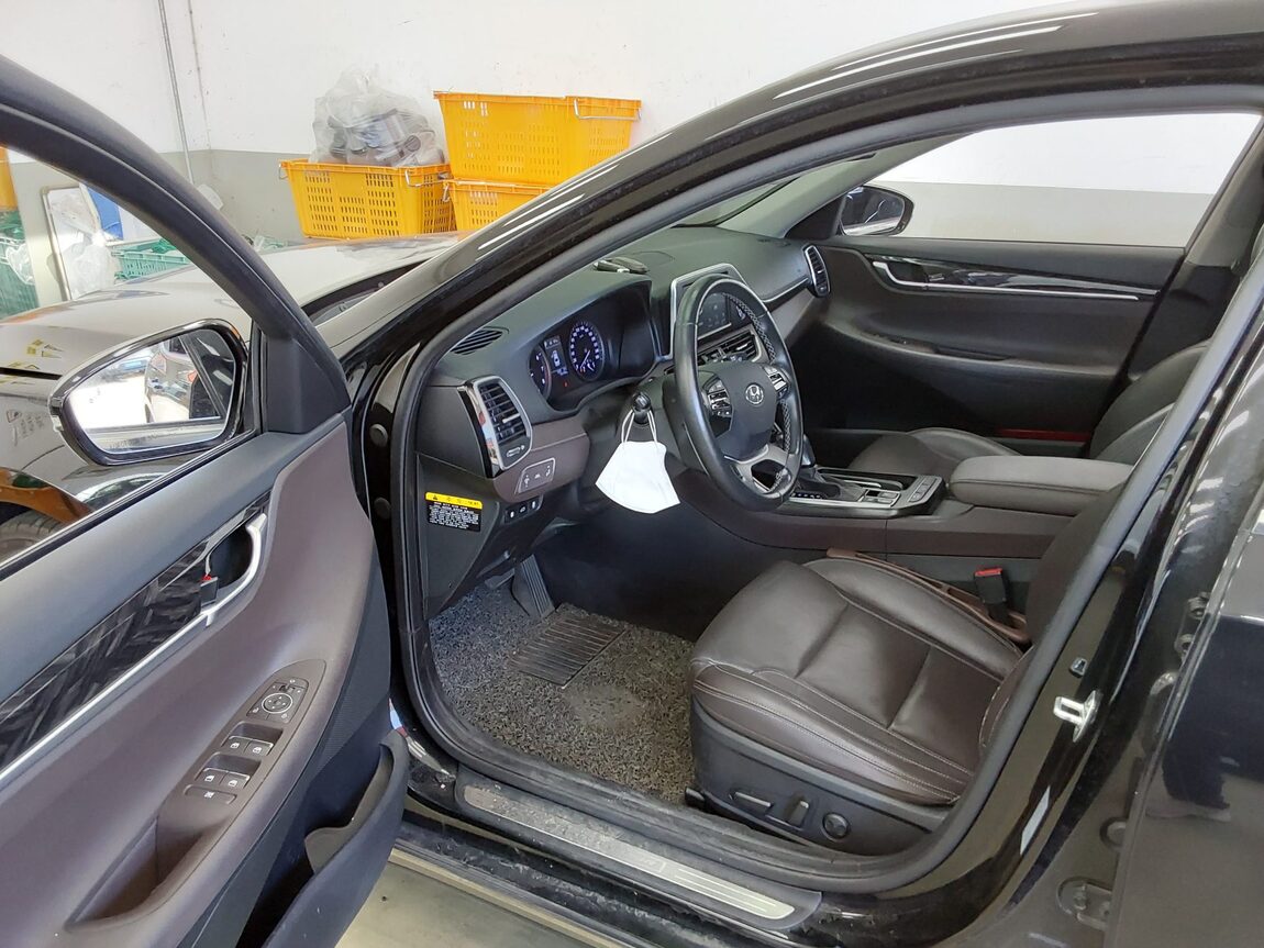 HYUNDAI GRANDEUR IG 2.4 GDi PREMIUM 2019 - zdjęcie 10