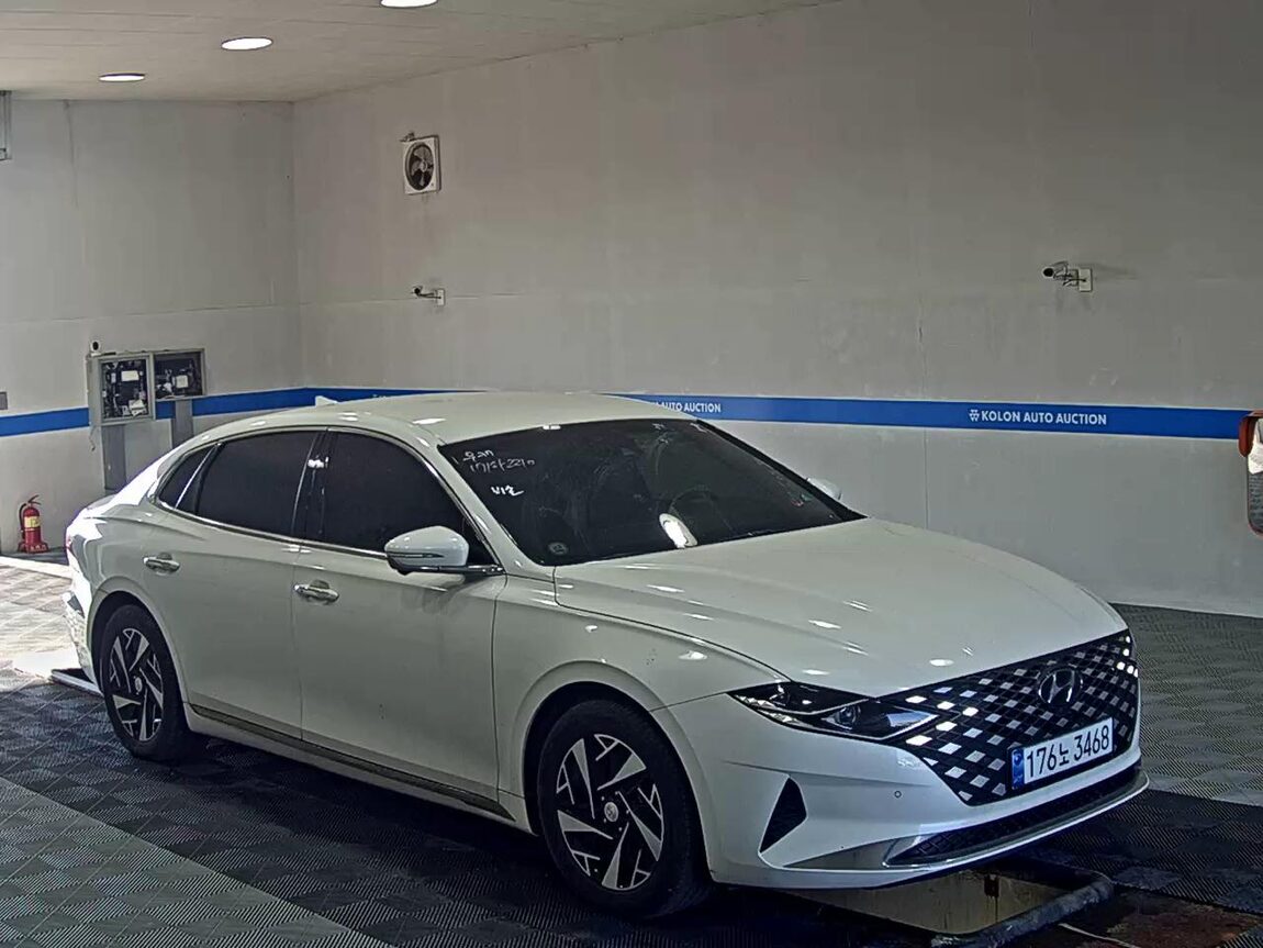 HYUNDAI THE NEW GRANDEUR IG HYBRID 2.4 HEV LE BLANC 2023 - zdjęcie 3