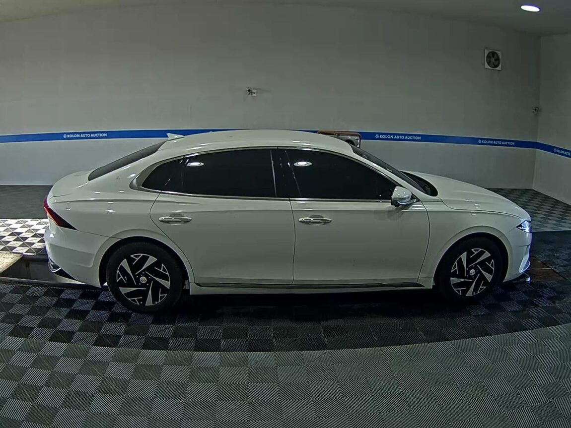 HYUNDAI THE NEW GRANDEUR IG HYBRID 2.4 HEV LE BLANC 2023 - zdjęcie 4