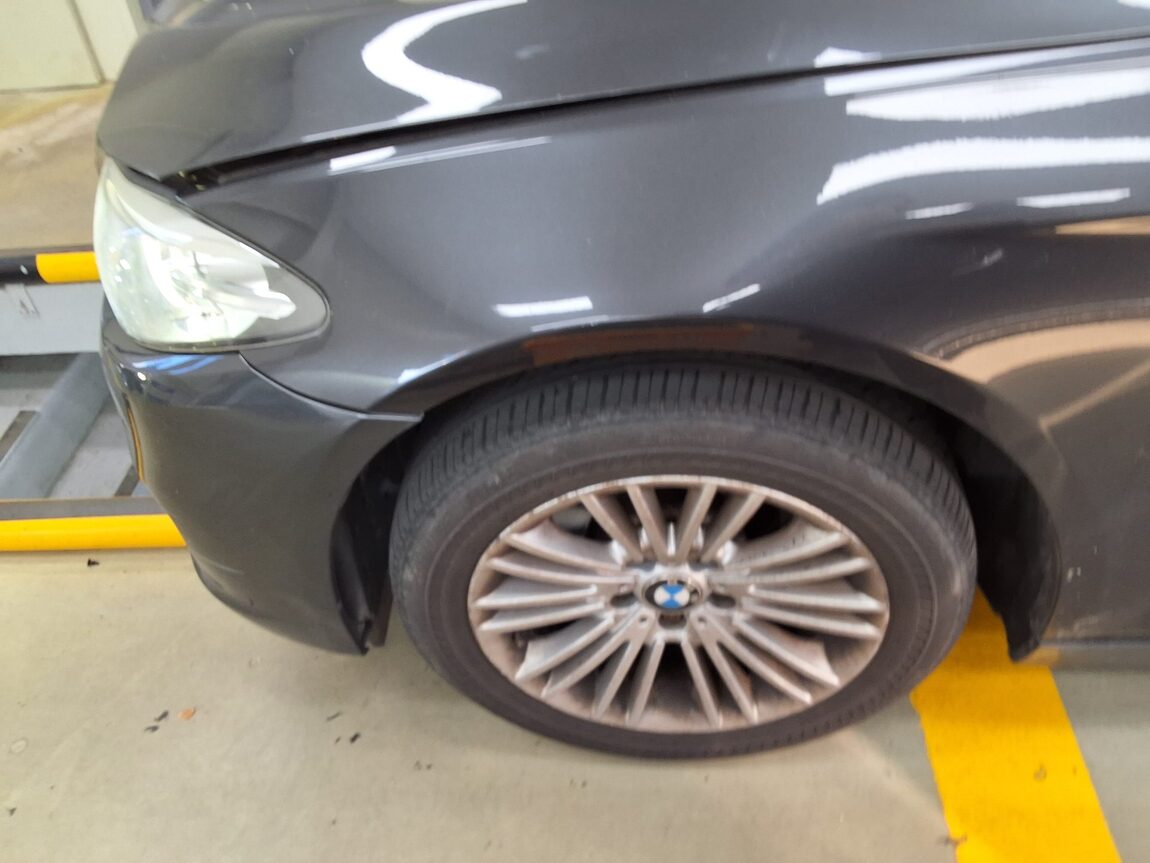 BMW 5 SERIES (6TH GEN) 520d xDRIVE 2014 - zdjęcie 19