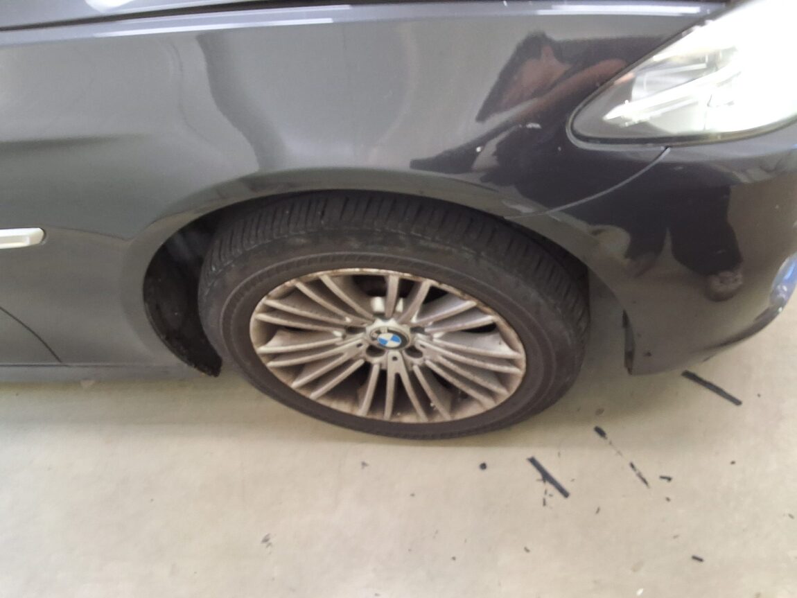 BMW 5 SERIES (6TH GEN) 520d xDRIVE 2014 - zdjęcie 21