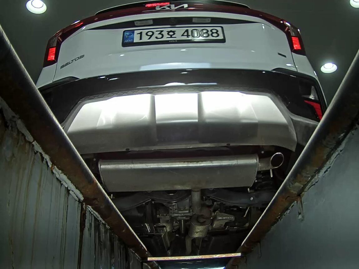 KIA THE NEW SELTOS 1.6 GASOLINE TURBO 4WD PRESTIGE 2023 - zdjęcie 8
