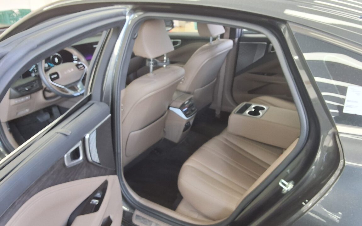 KIA K8 2.5 GDI NOBLESSE 2023 - zdjęcie 12