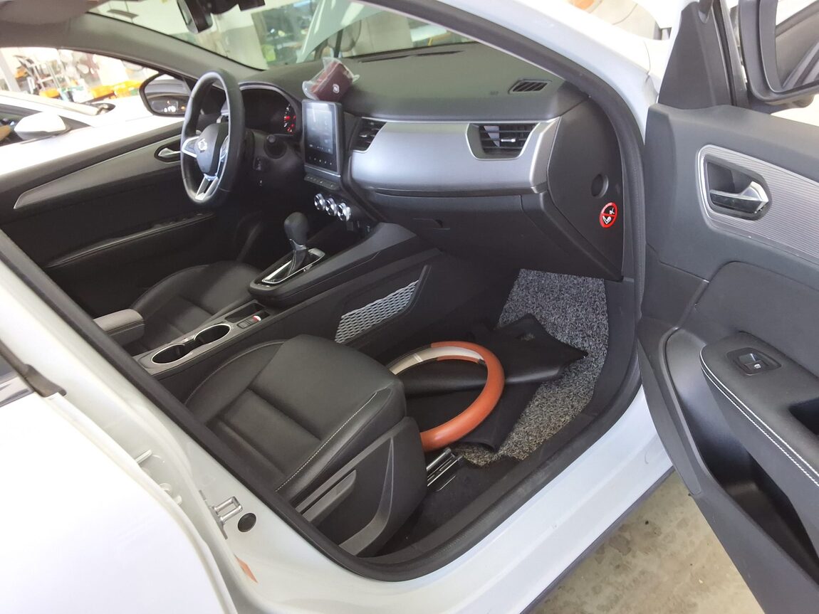 RENAULT (SAMSUNG) XM3 1.6 GTe RE 2023 - zdjęcie 14