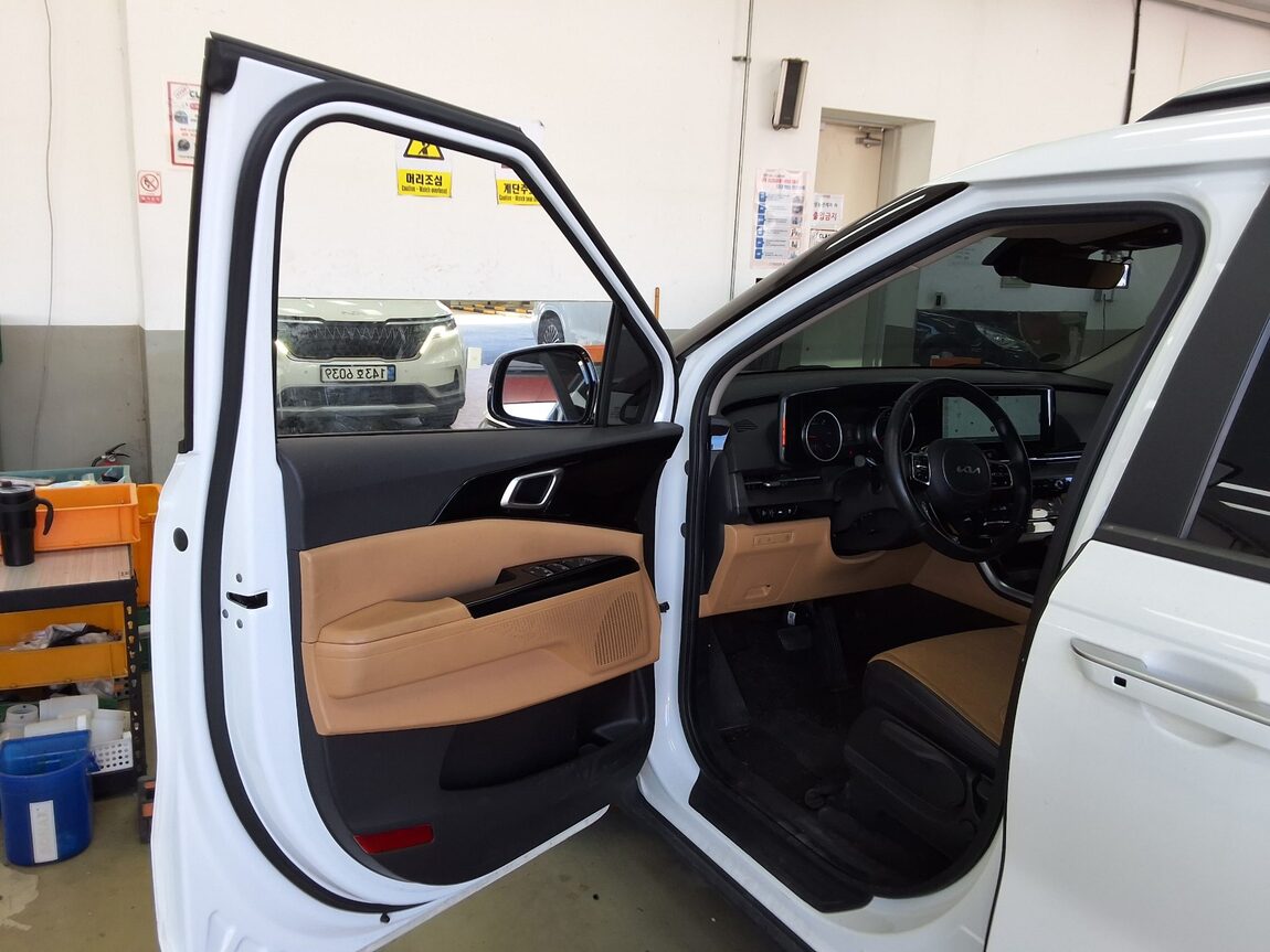 KIA NEW CARNIVAL (KA4) 9-SEATER DIESEL PRESTIGE 2022 - zdjęcie 10