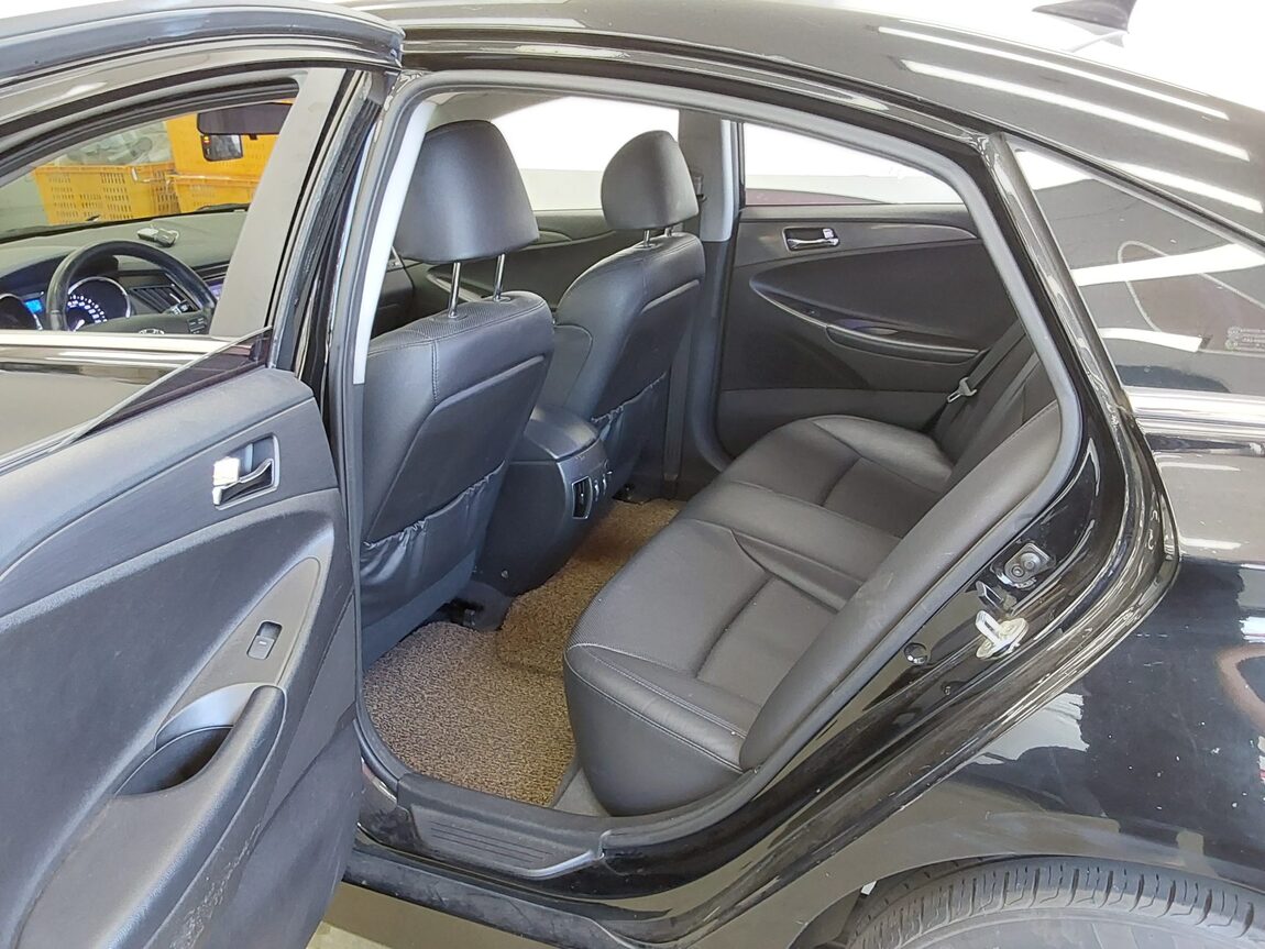 HYUNDAI YF SONATA HYBRID SMART 2014 - zdjęcie 12