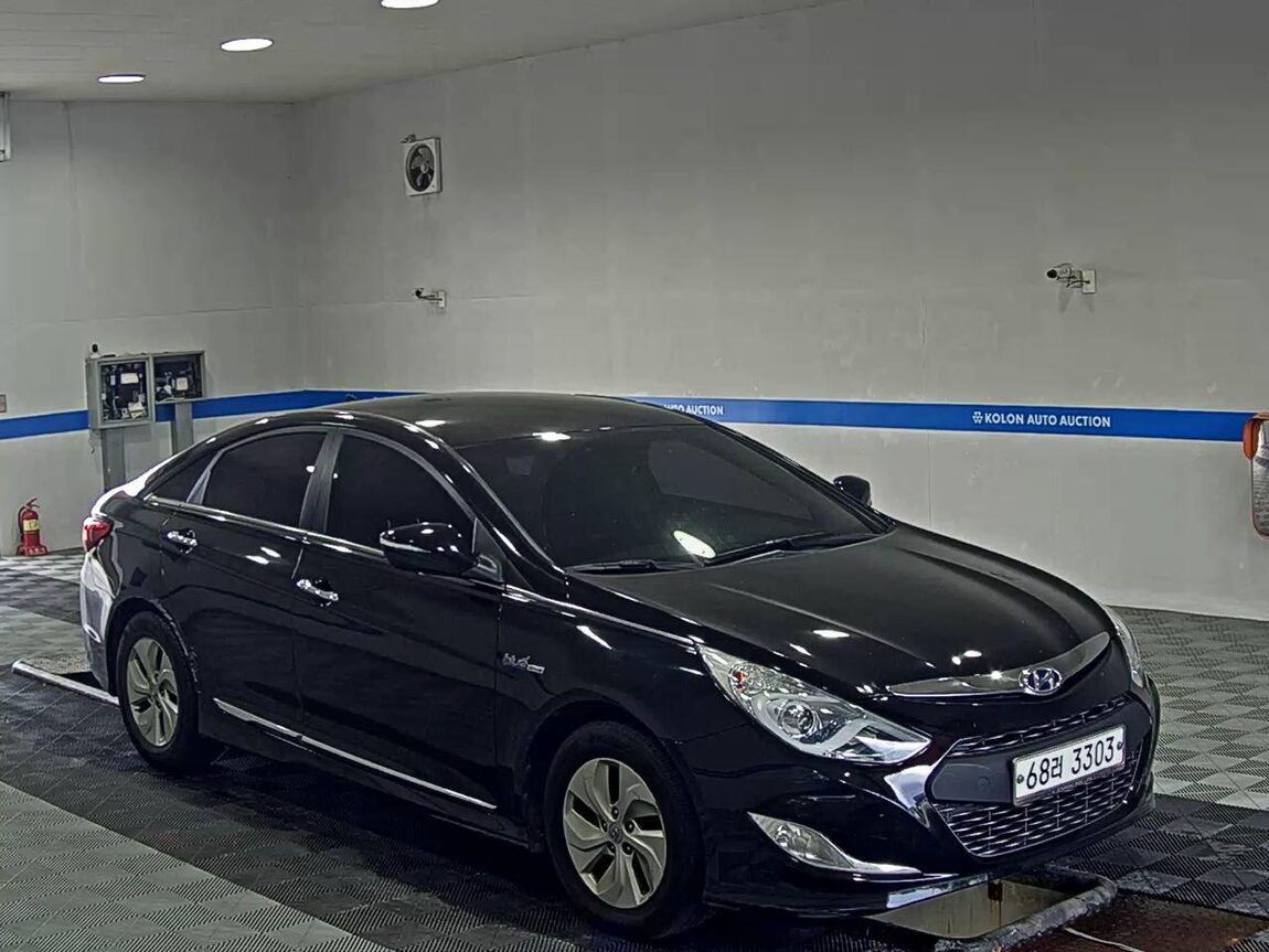 HYUNDAI YF SONATA HYBRID SMART 2014 - zdjęcie 3