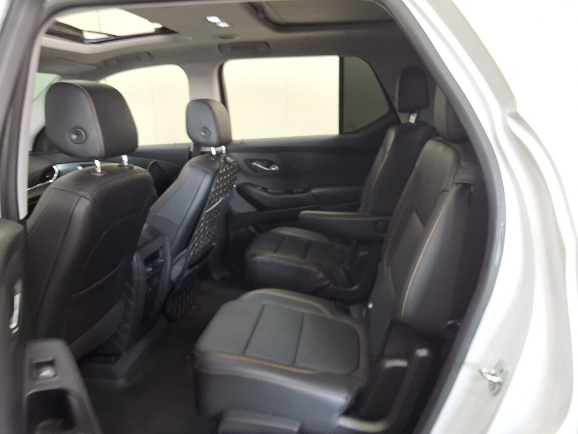 CHEVROLET (DAEWOO) TRAVERSE 3.6 GASOLINE RED LINE 2020 - zdjęcie 13