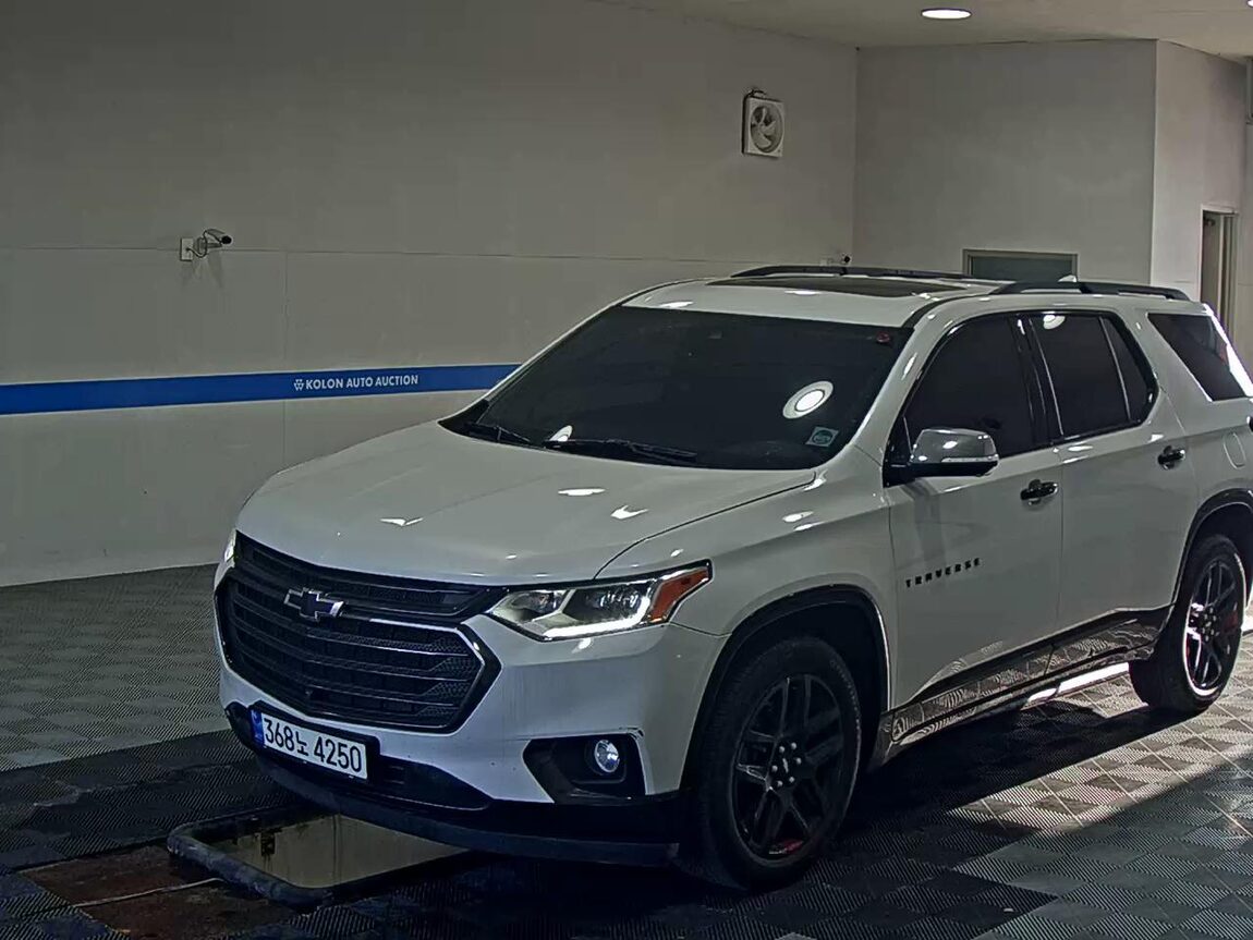 CHEVROLET (DAEWOO) TRAVERSE 3.6 GASOLINE RED LINE 2020 - zdjęcie 2