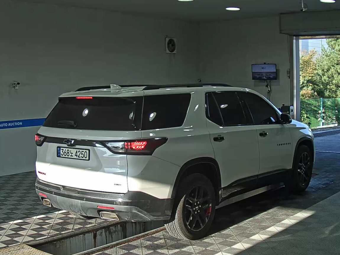 CHEVROLET (DAEWOO) TRAVERSE 3.6 GASOLINE RED LINE 2020 - zdjęcie 5