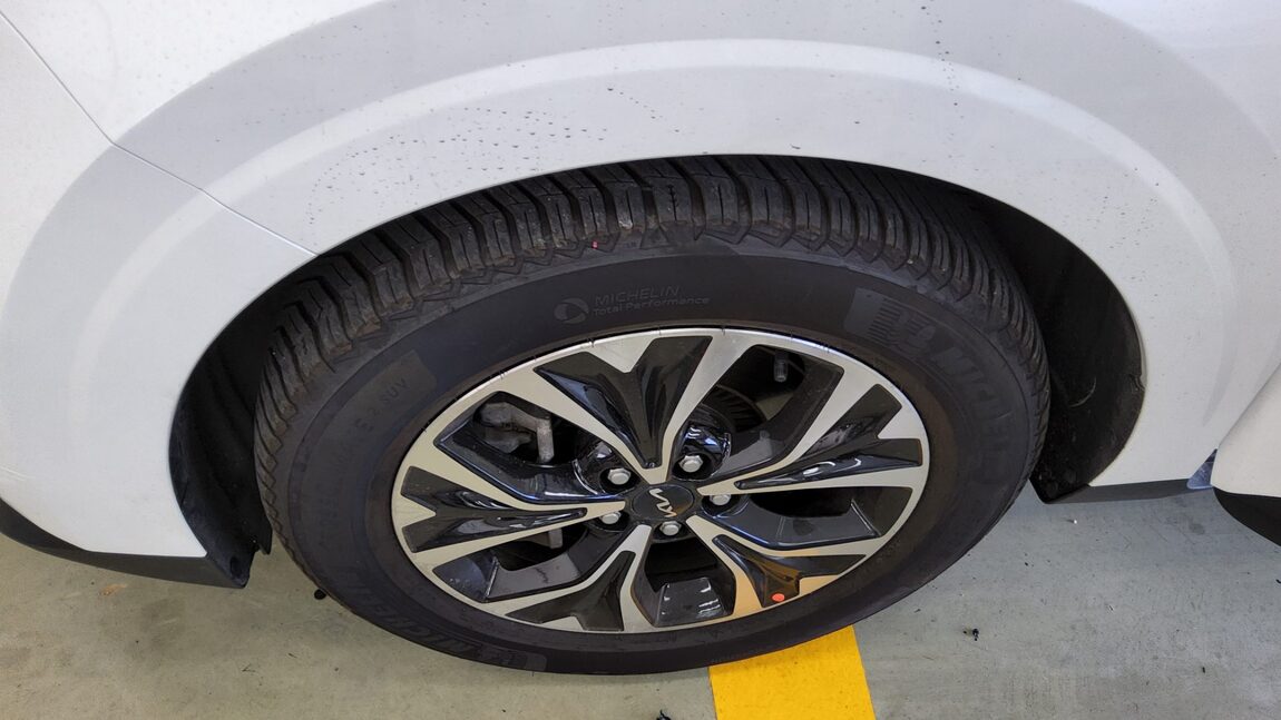 KIA NEW CARNIVAL (KA4) 9-SEATER DIESEL PRESTIGE 2023 - zdjęcie 22