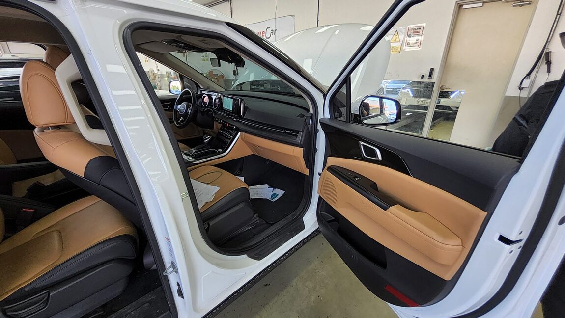 KIA NEW CARNIVAL (KA4) 9-SEATER DIESEL PRESTIGE 2023 - zdjęcie 14